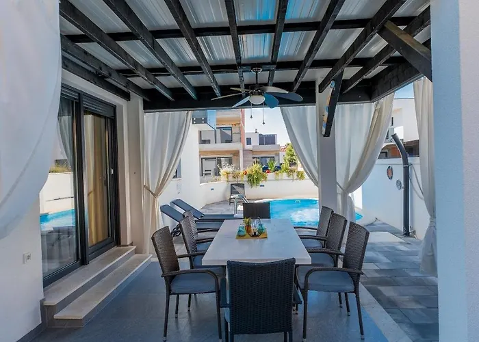 Essenza - Mare Vila Vodice