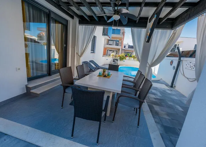 Essenza - Mare Vila *